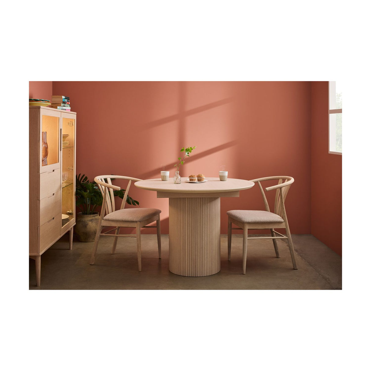 Scarlett Matbord Vitpigmenterad Ek, 105 cm