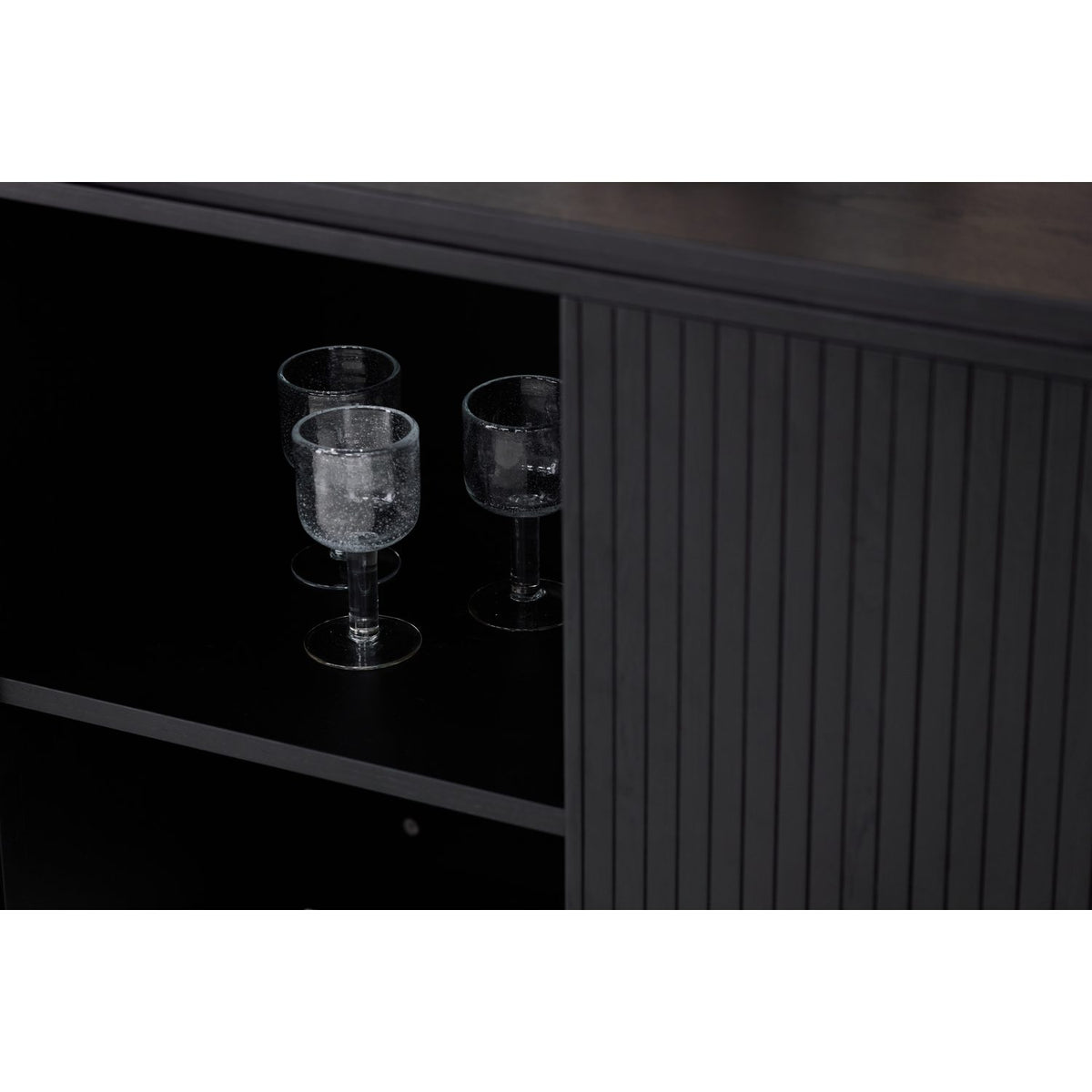 Fjällbacka TV-bänk Black, 48 x 80 x 160