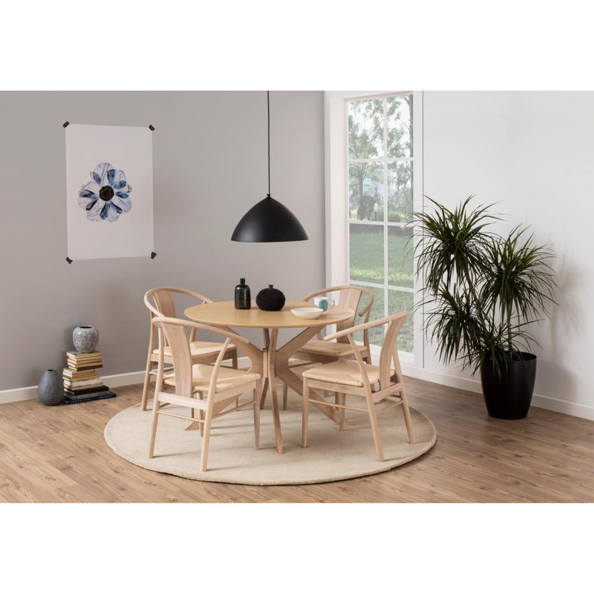 Clamart Matstol med Armstöd