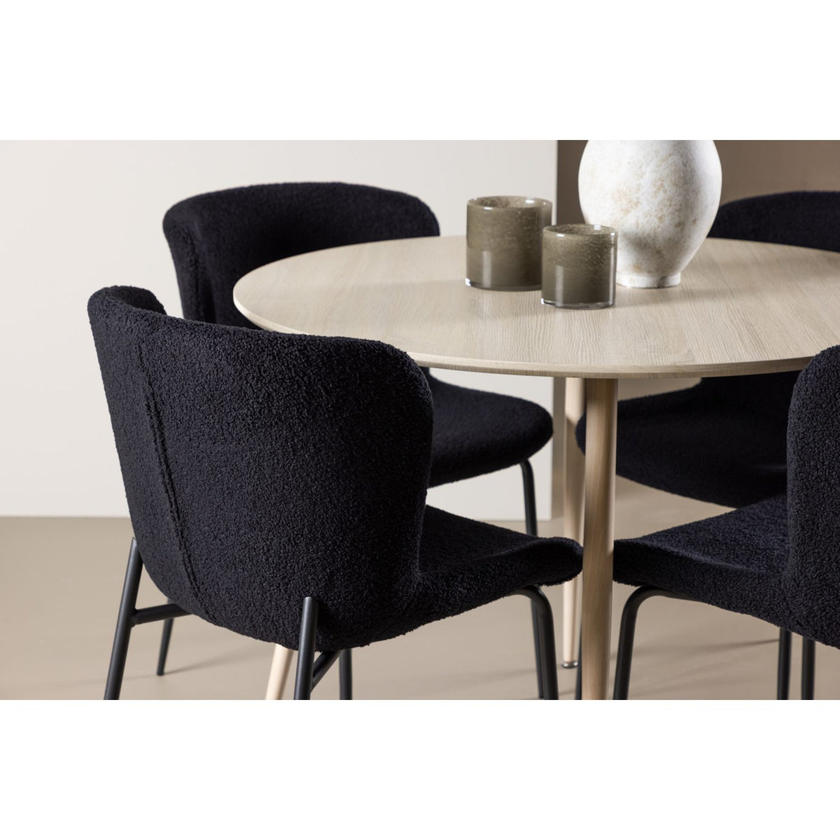 Plaza, Modesto Rund matgrupp Svart, Vitputsad, 4st