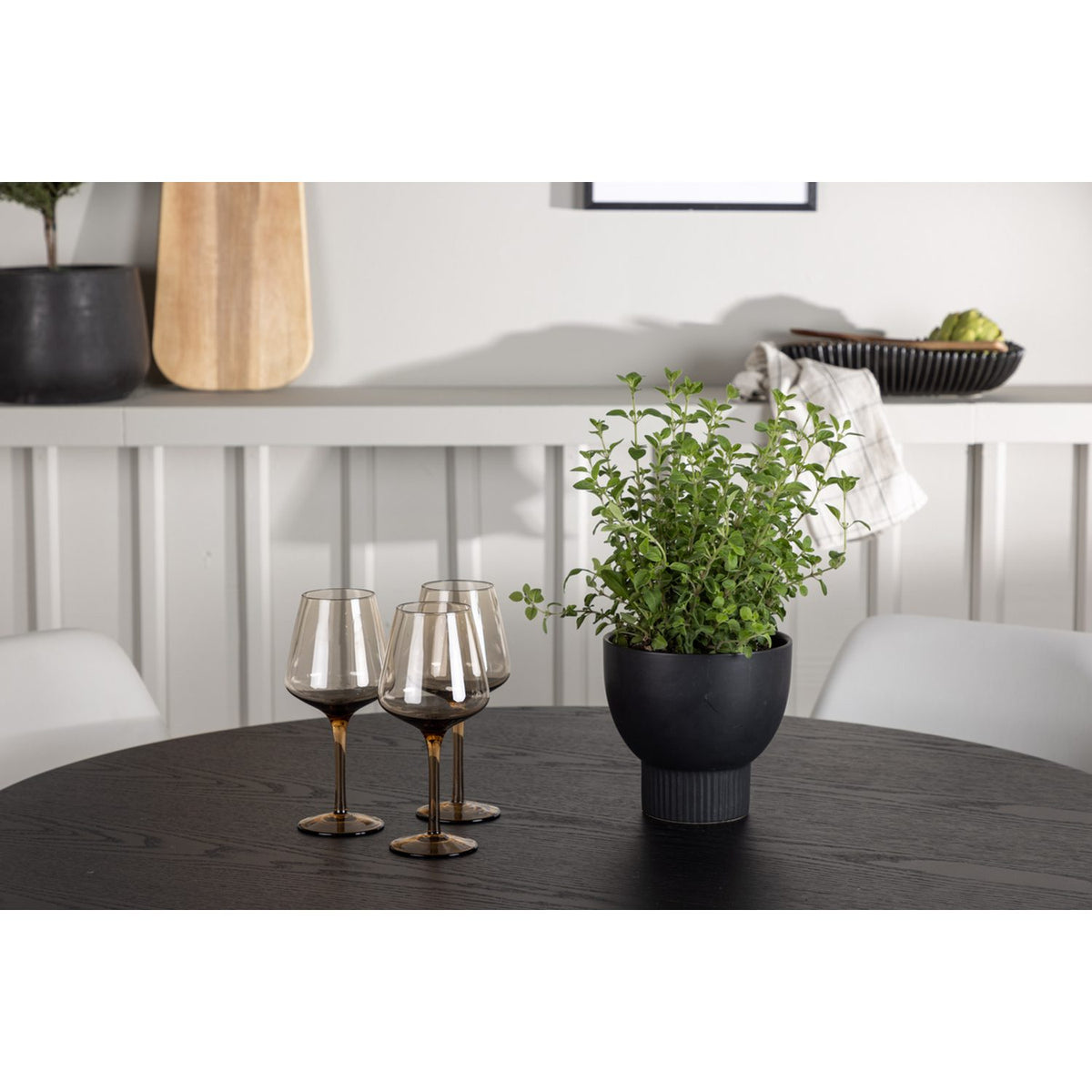 Olivia, Night Rund matgrupp Svart,Vit, Svart, ⌀110