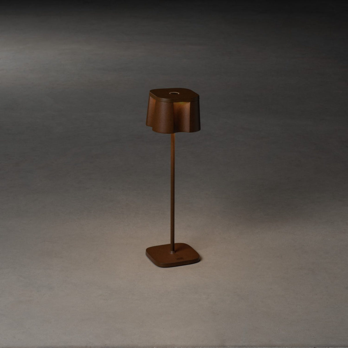 Nice USB Dimbar Bordslampa Ute Rost
