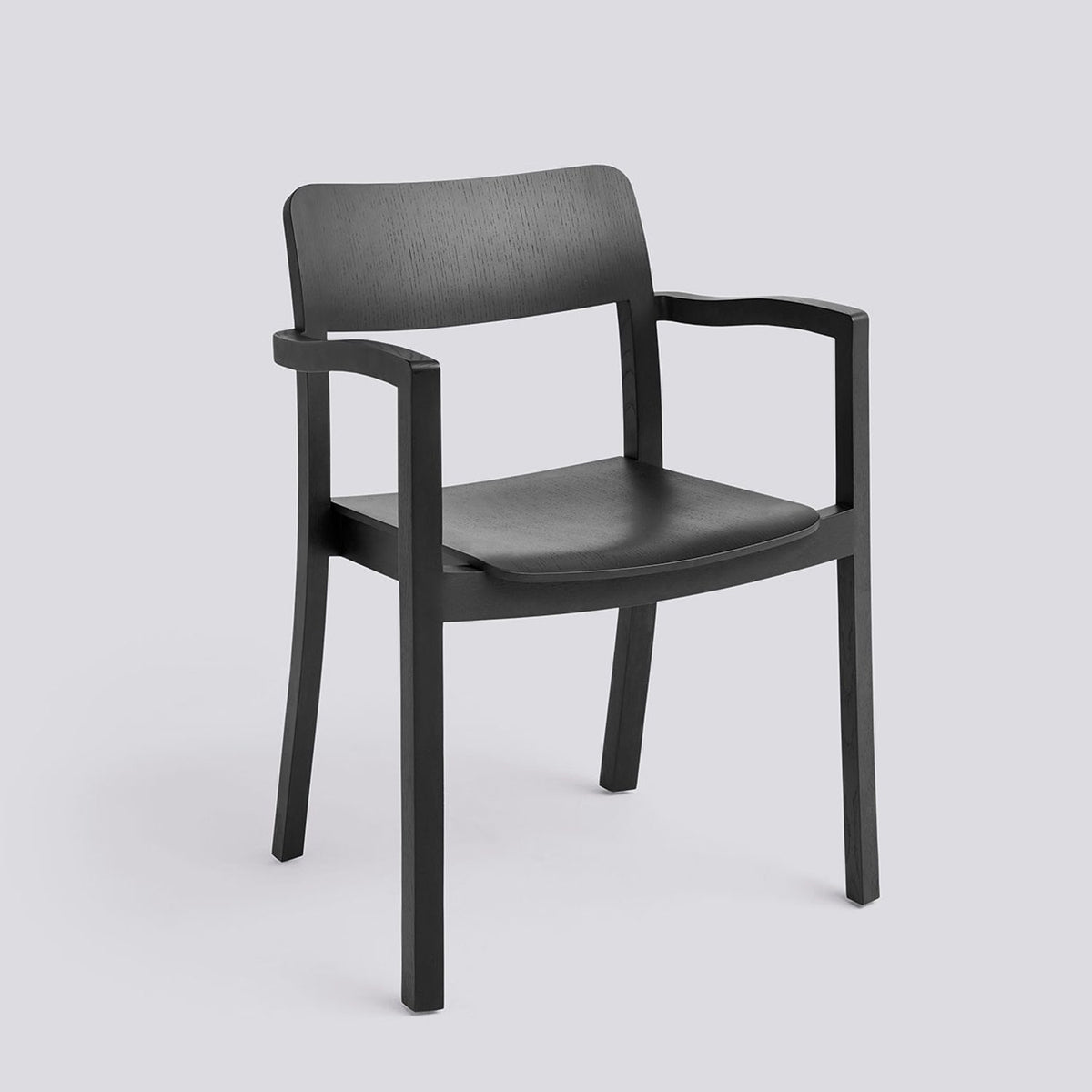 Pastis Karmstol Black – askfaner med vattenbaserad lack, Black – massiv ask med vattenbaserad lack