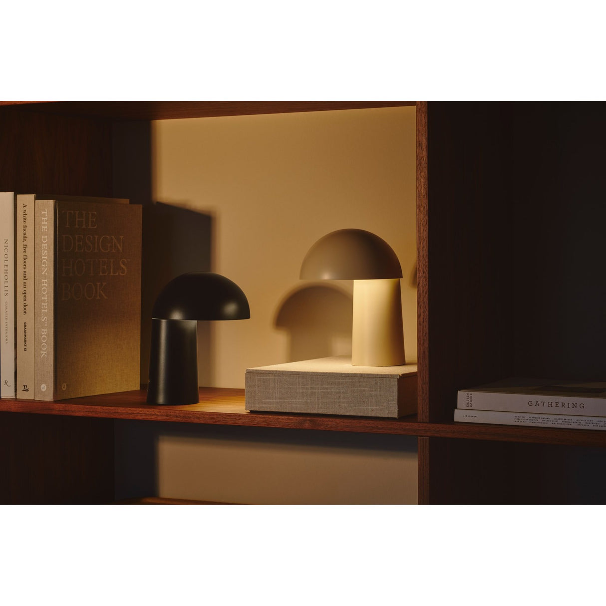 Faye Bordslampa Beige
