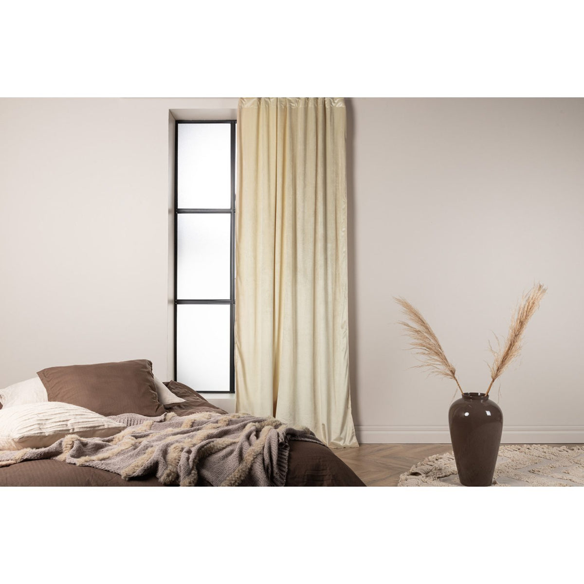 Mary Gardin Beige