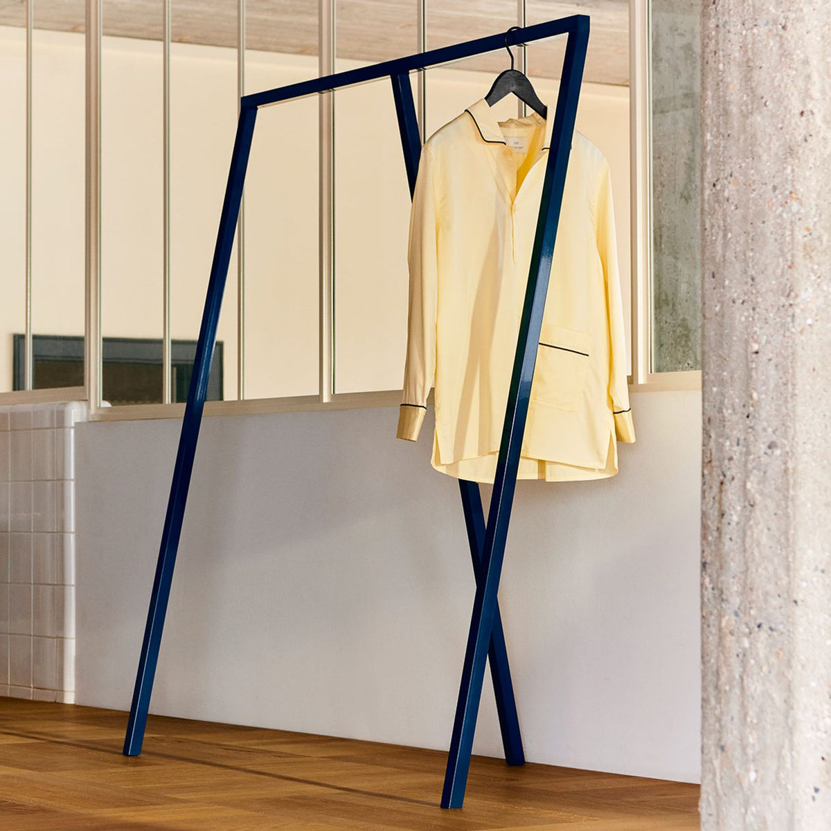 Loop Stand L130 × B60 × H150 cm Klädställning White