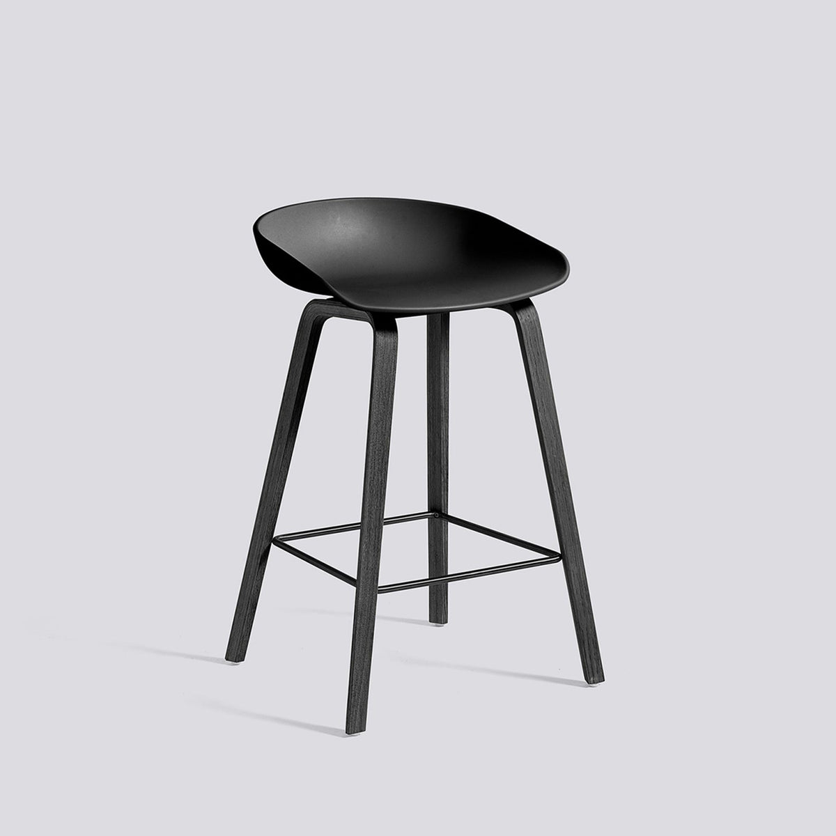 AAS 32 65 cm Barpall Black 2.0, Black – ekfaner med vattenbaserad lack, Black – pulverlackerat stål