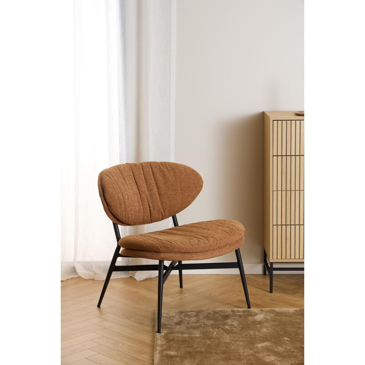 Malvik Loungefåtölj Apia tyg Terrakotta