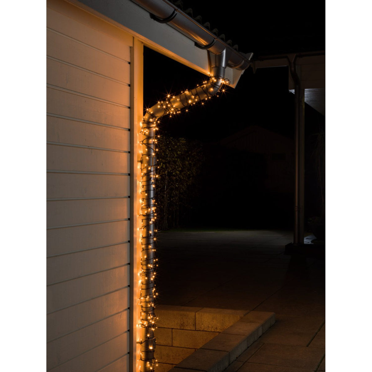 Mikro LED svart kabel 24V/IP44 Ljusslinga Ute 400 Lampor (27.93m), Amber