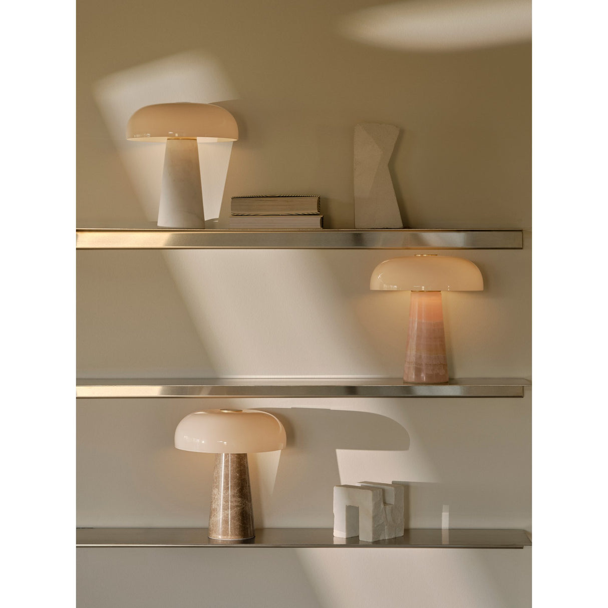 Glossy Bordslampa Rosa