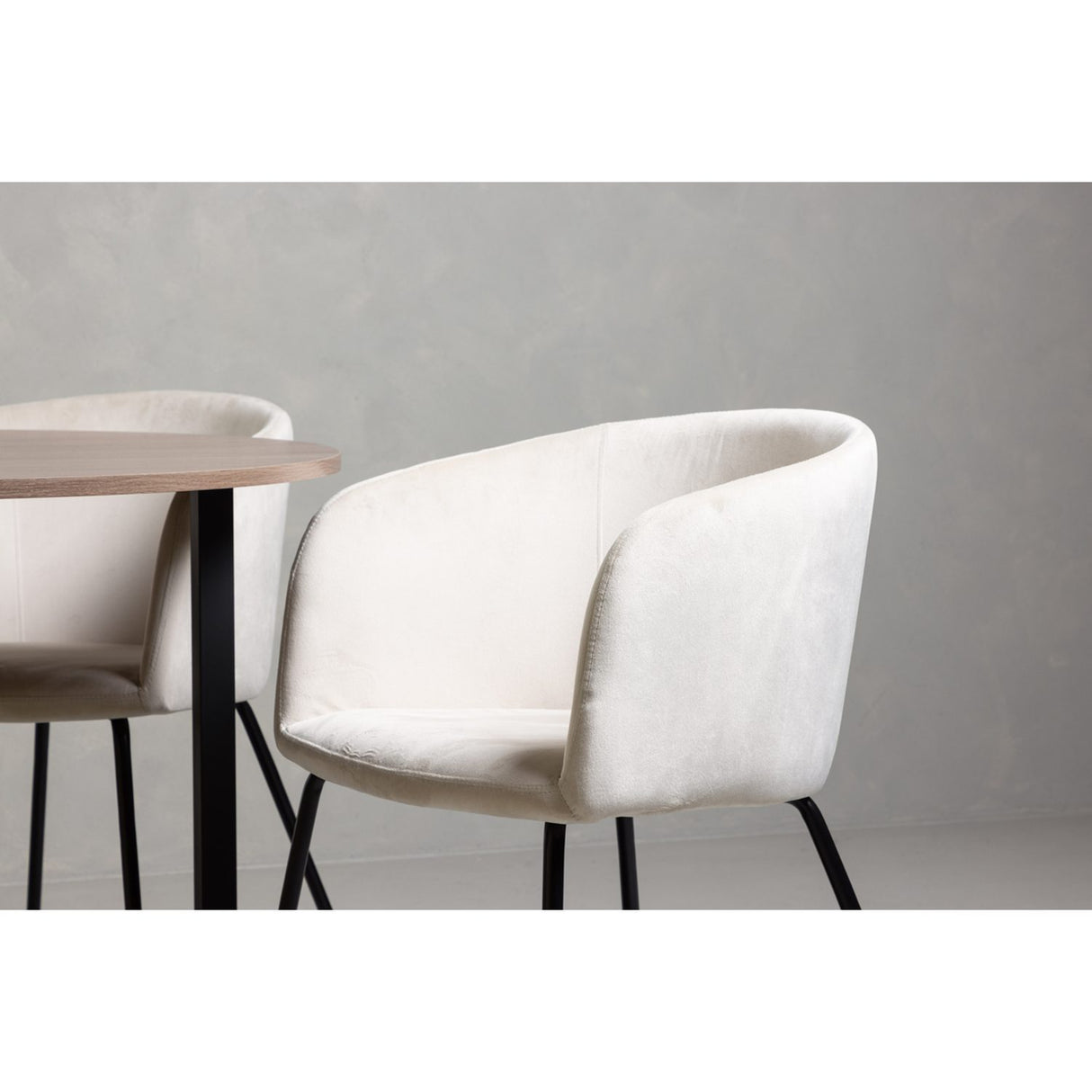 Durango, Berit Rund matgrupp Beige, Svart, Svart, valnöt, ⌀120