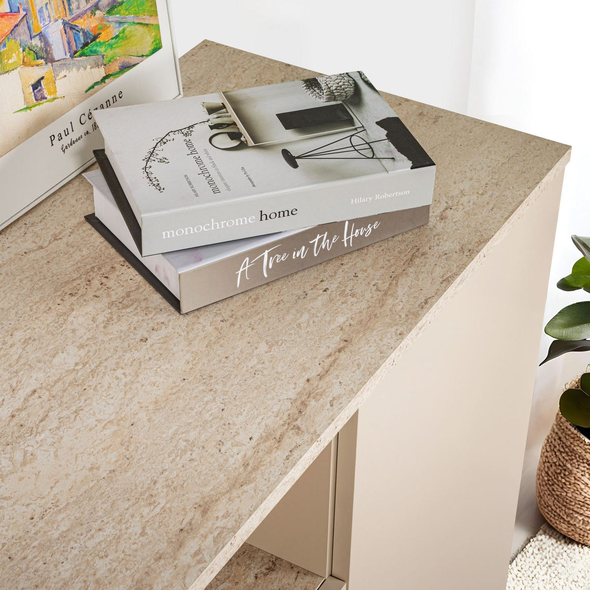 Asprilla Konsolbord Mink / Travertin