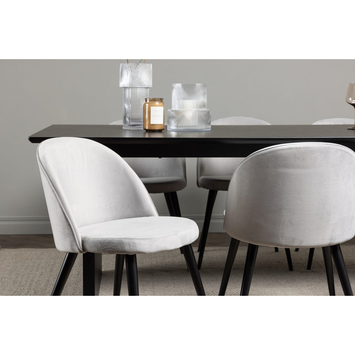 Vail, Velvet Rektangulär matgrupp Svart,Grå, Svart, 200 x 100