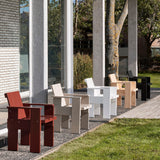 Crate Stol Iron red – massiv furu med vattenbaserad lack