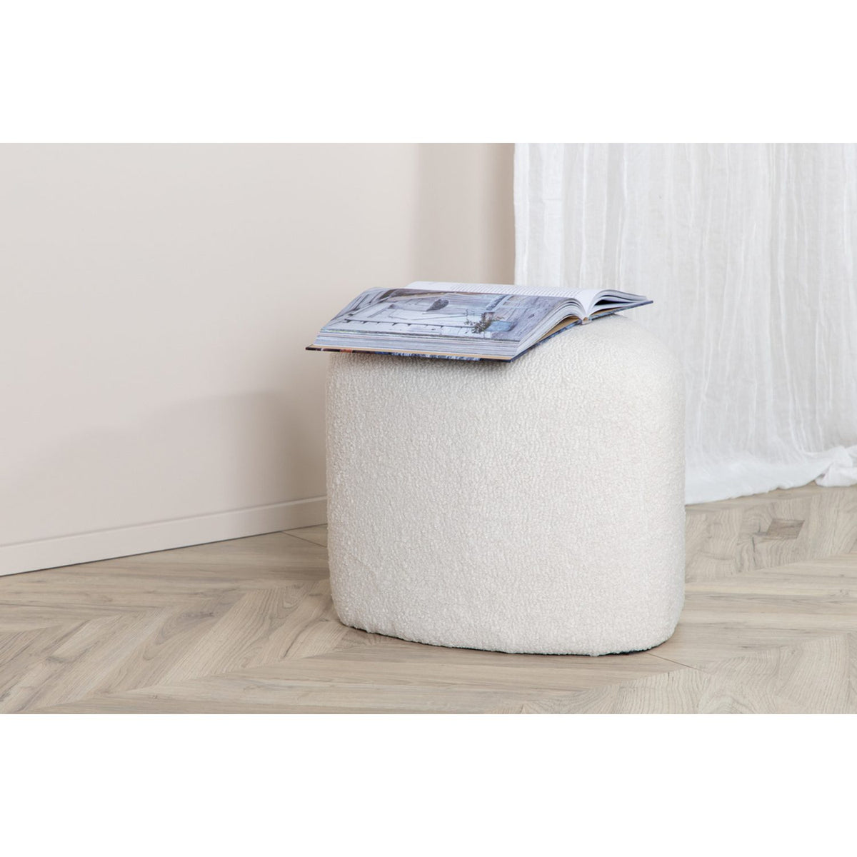 Peg Puff Vit, Polyester teddy