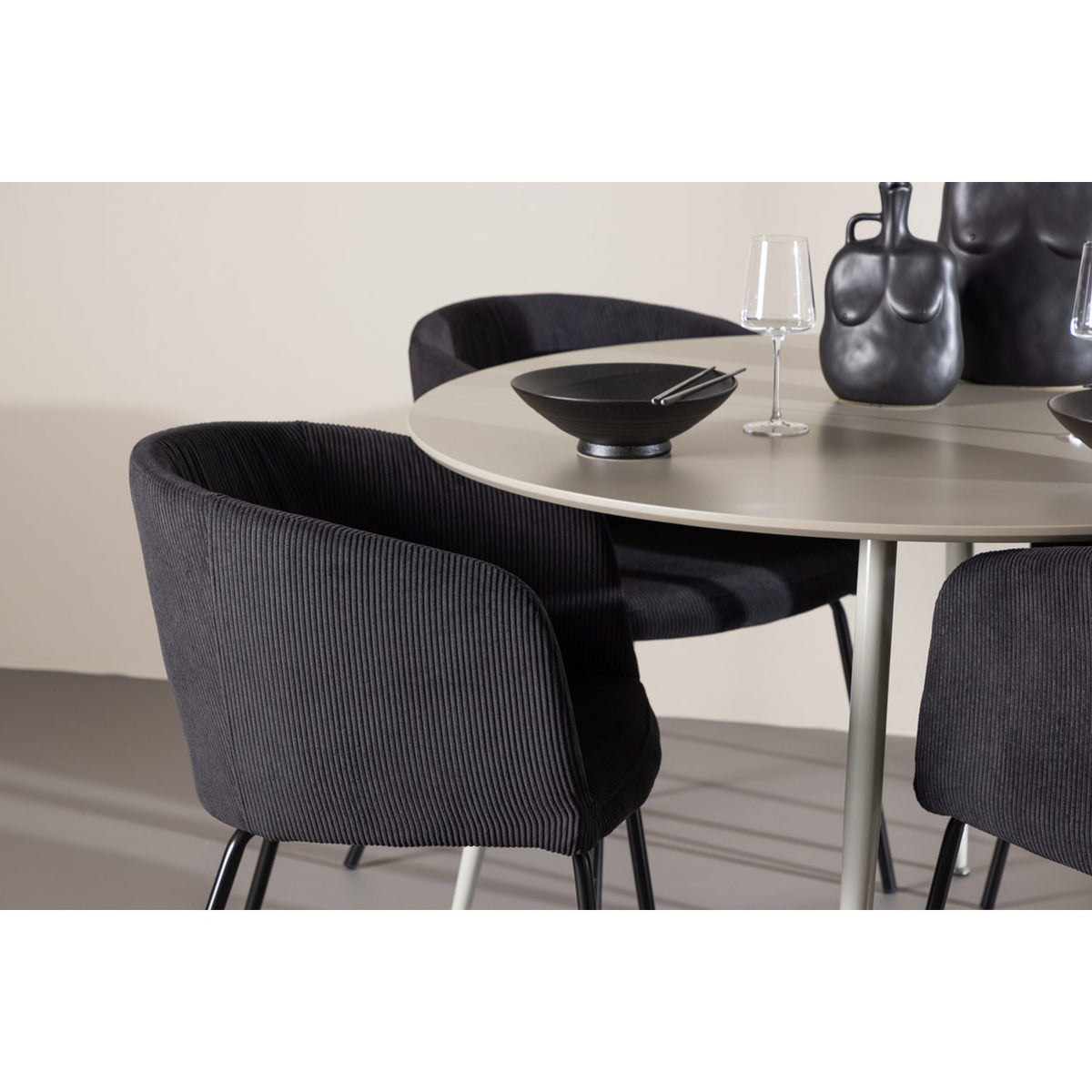 Plaza, Berit Rund matgrupp Svart, Beige, ⌀120