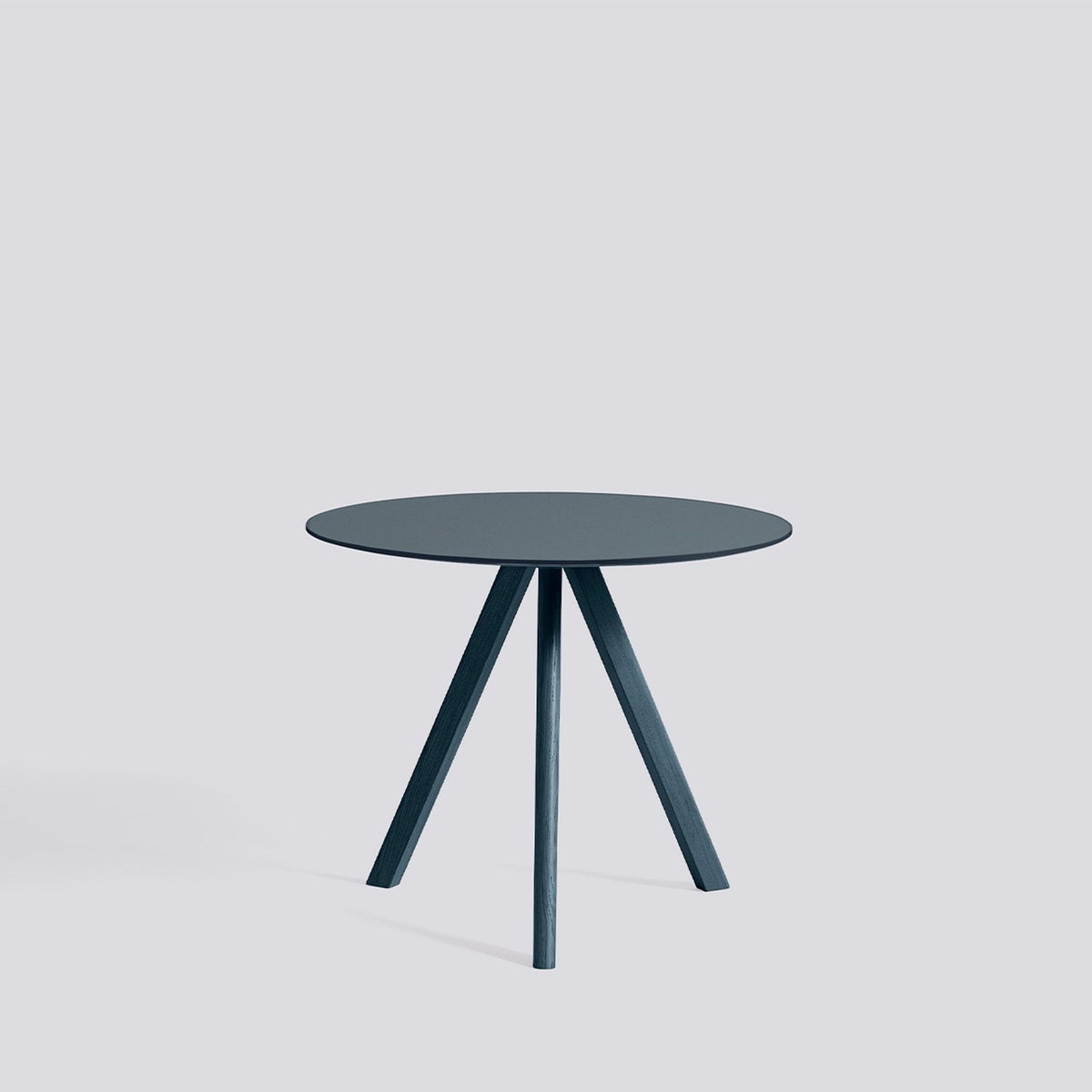 CPH 20 Ø90 × H73 cm Matbord Smokey blue – linoleum, Deep blue – massiv ek med vattenbaserad lack