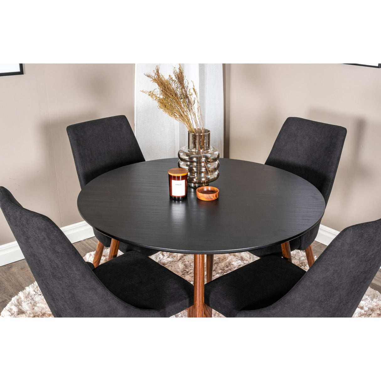Plaza, Leone Rund matgrupp Svart