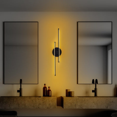 Umut (17 x 86 x 5 cm) Svart Vägglampa
