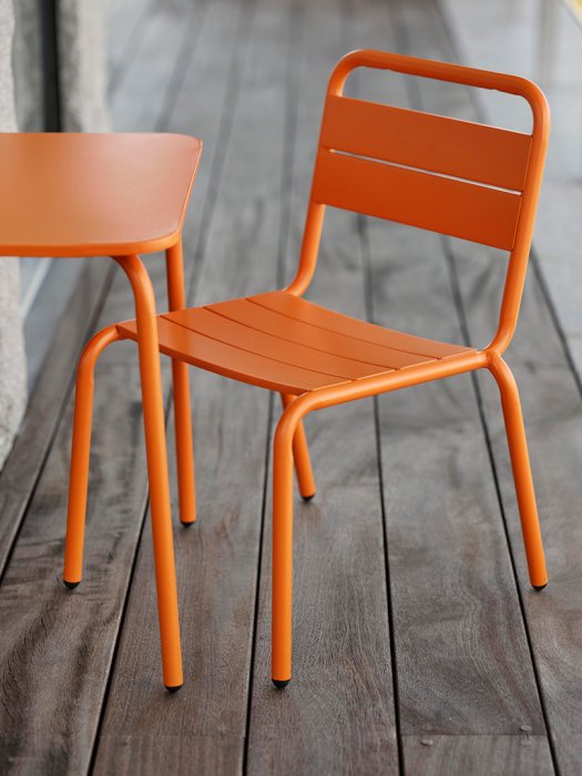 Nera Barnbord Orange