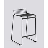Hee 65 cm Barpall Black – pulverlackerat stål