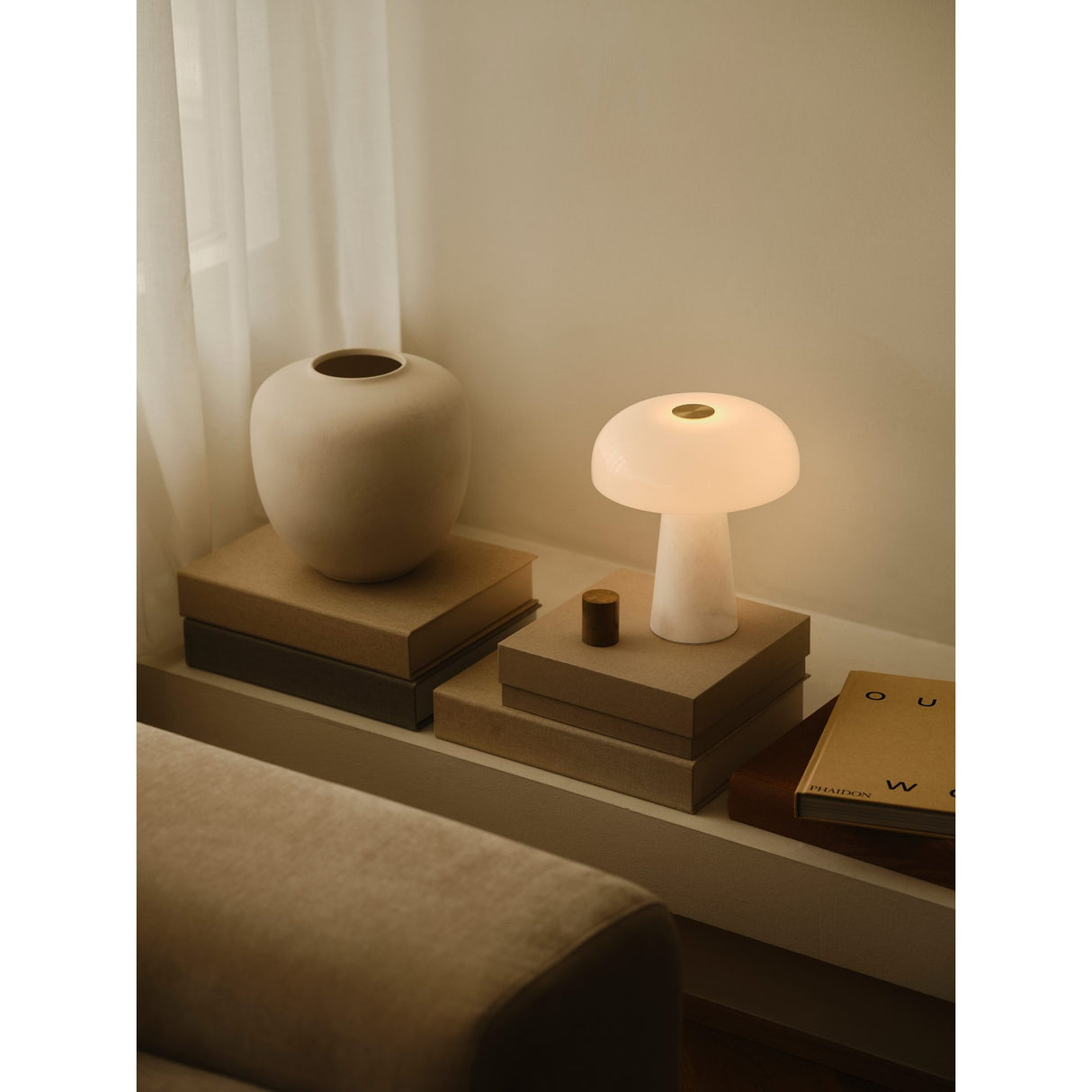 Glossy Bordslampa Vit
