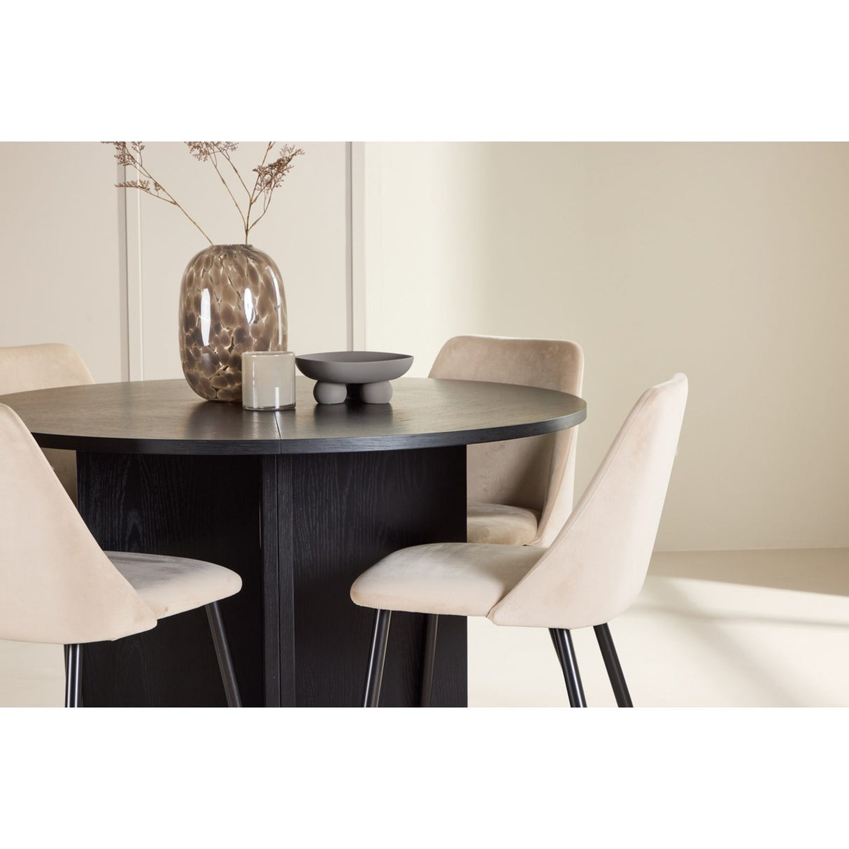 Strada, Night Oval matgrupp Beige,Svart, Svart, ⌀120