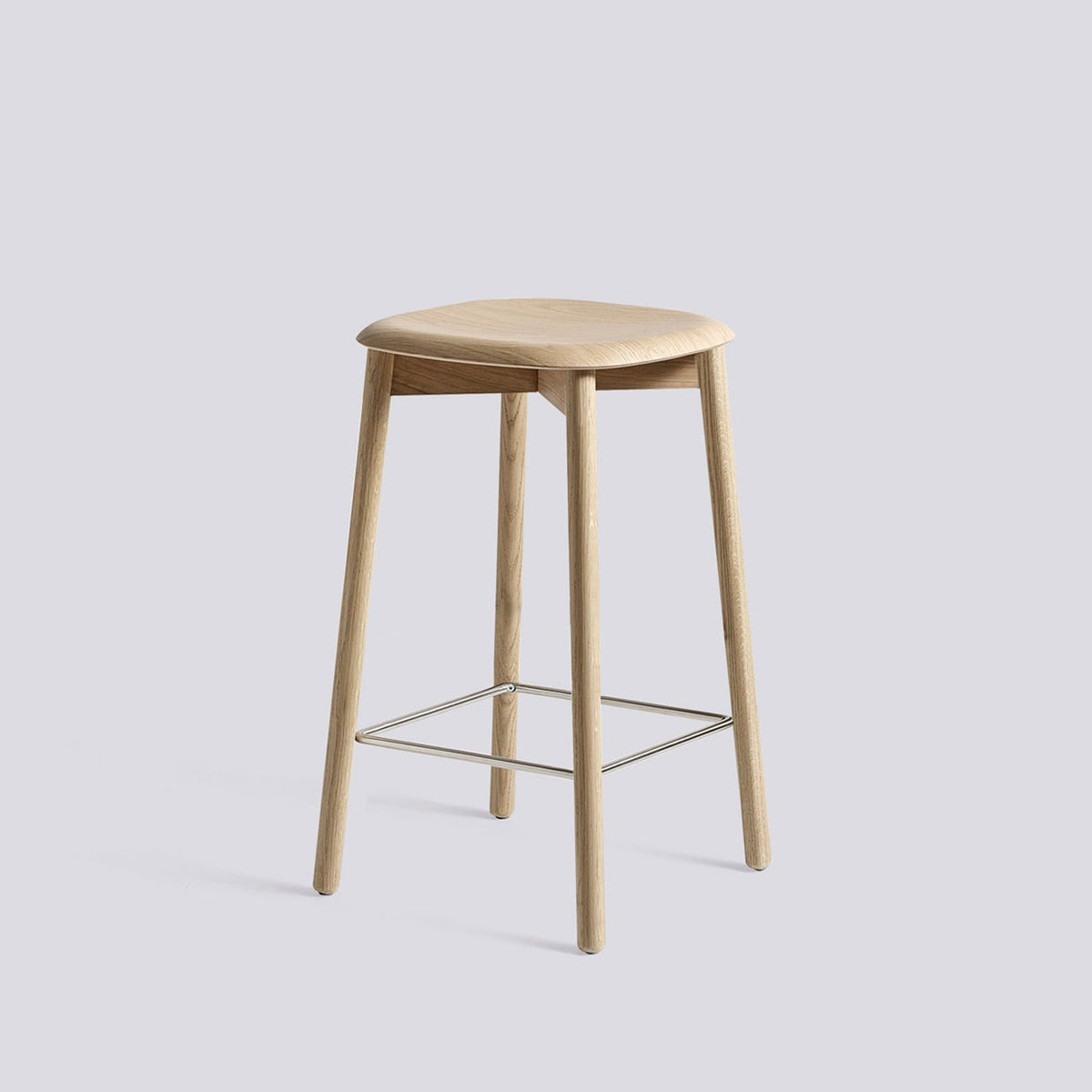 Soft Edge 82 65 cm Barpall ekfaner med vattenbaserad lack, massiv ek med vattenbaserad lack