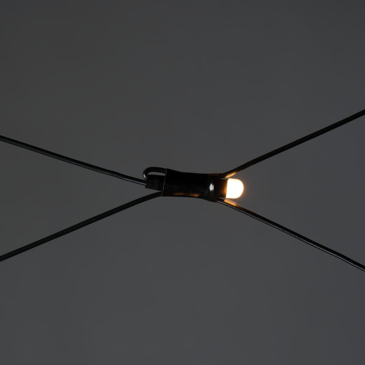 Nät Frostad LED Svart kabel 24V/IP44 Ljusslinga Ute 3x3m, Amber