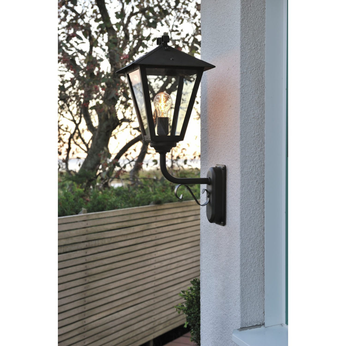 Benu E27 32 cm Vägglampa Ute Upp, Svart