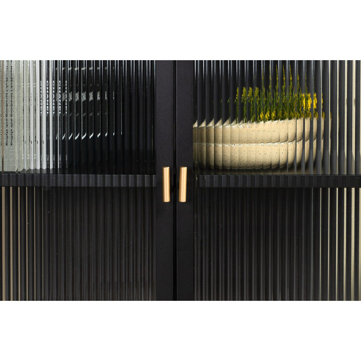 Garis Skåp Svart, 70x80