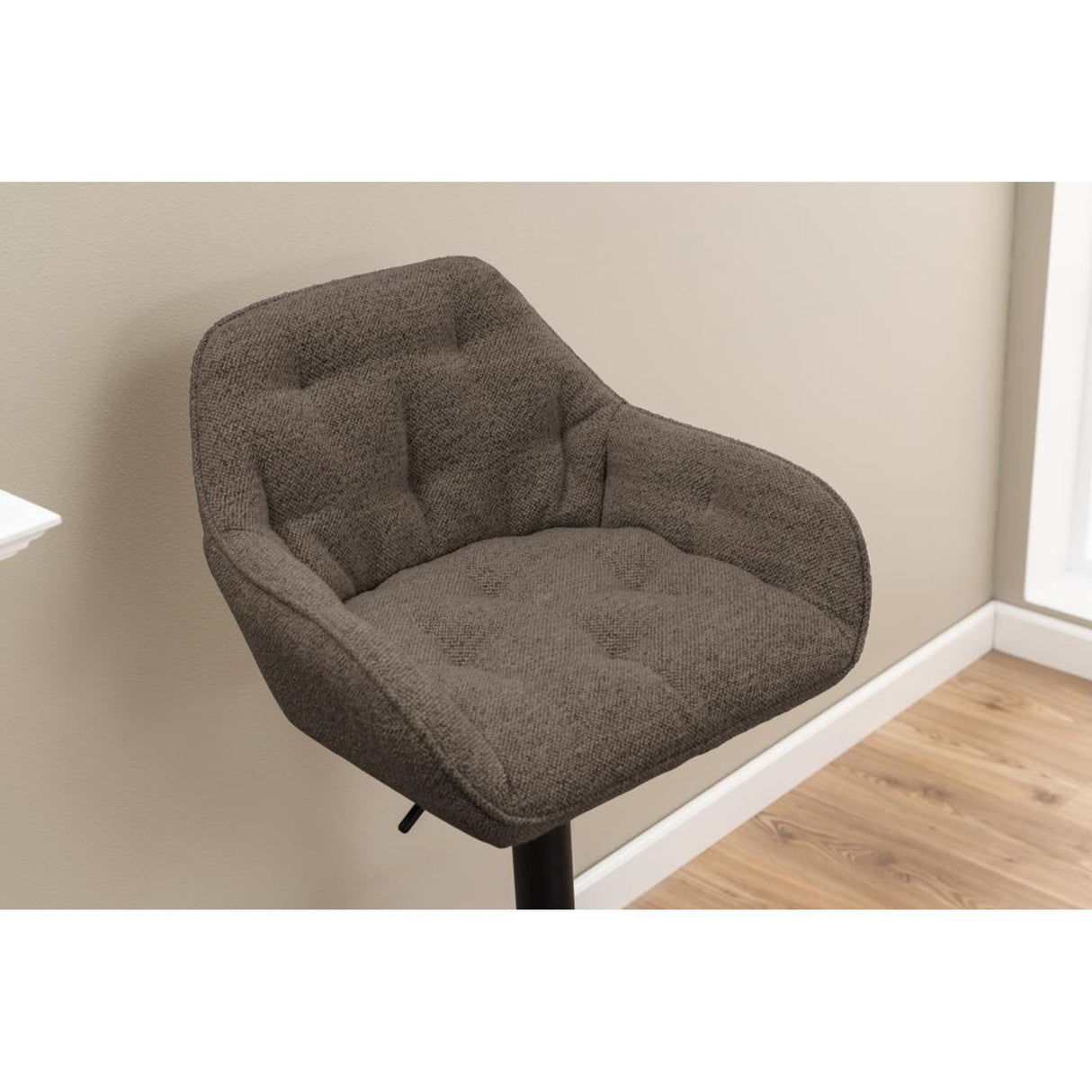 Toulon Barstol Trumpetbas Monza tyg Taupe