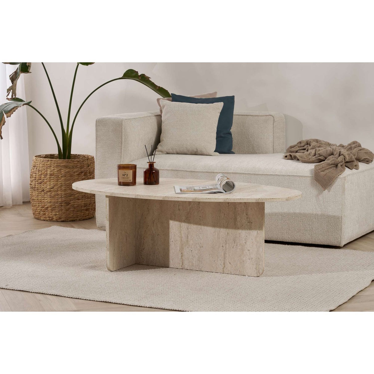 Bazil Soffbord Travertine