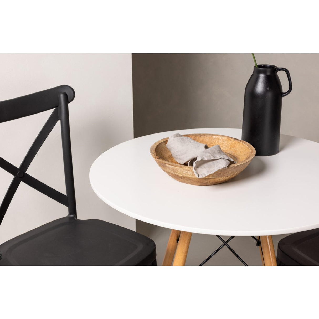 Danburi, Crosett Rund matgrupp Svart, Vit, ⌀60