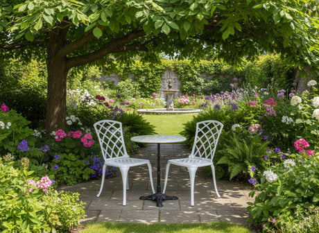 Loire Cafégrupp ink 2st Arras Stolar Vit