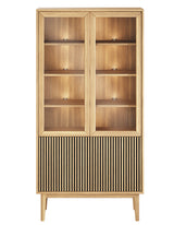 Broholm Vitrinskåp Lameller Oljad Ek