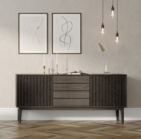 Broholm Sideboard Lameller Rökoljad Ek