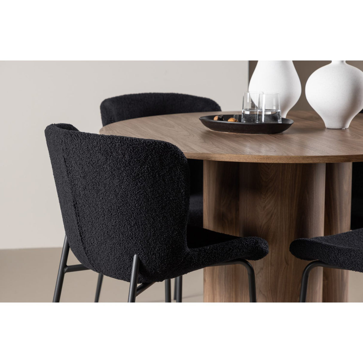 Olivia, Modesto Rund matgrupp