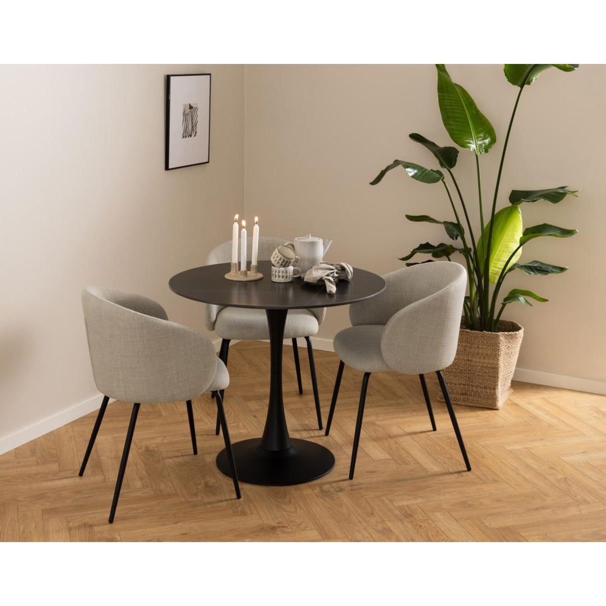 Chaumont Matstol med Armstöd Basel tyg Beige/Svart