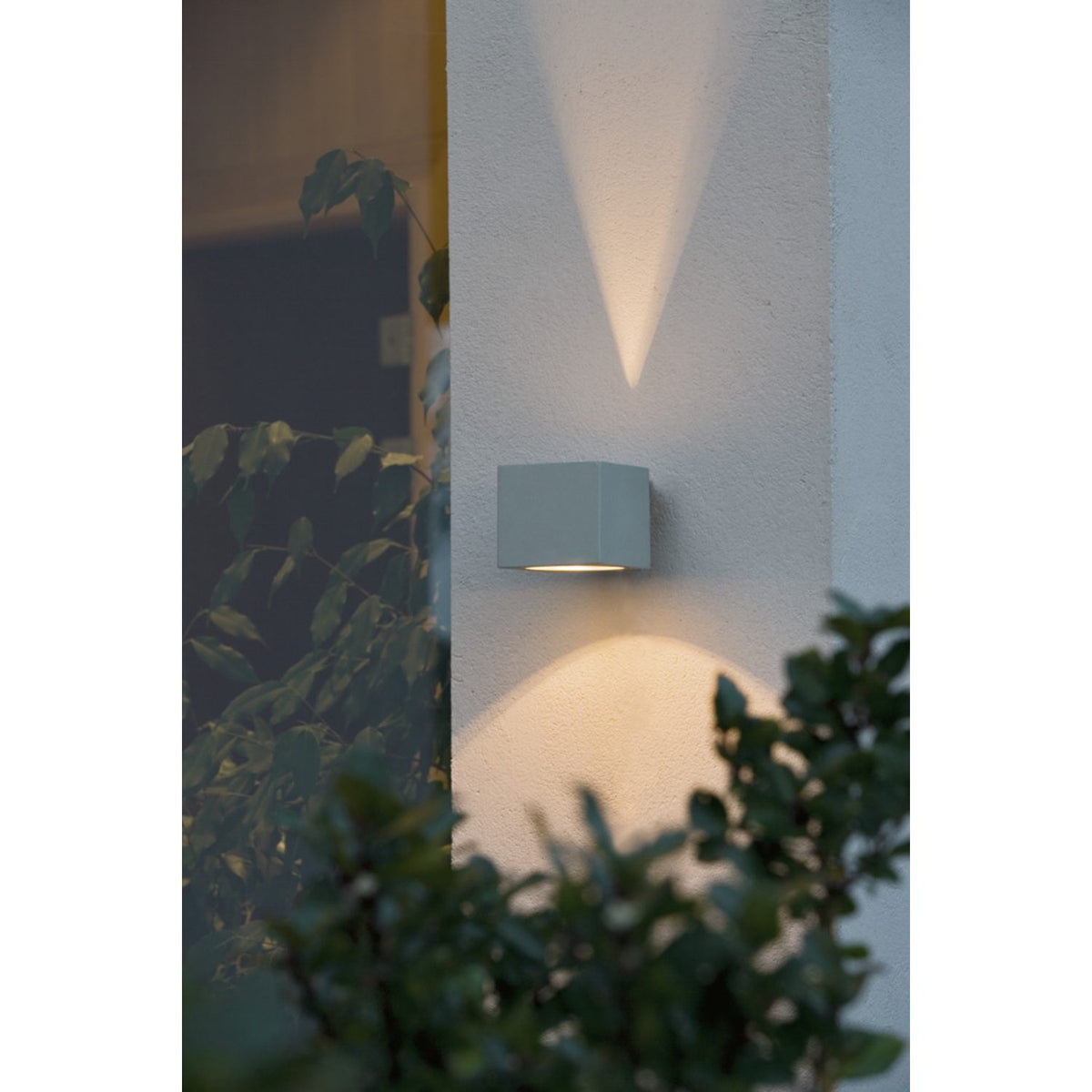 Modena G9 Fyrkantig Vägglampa Ute Grå