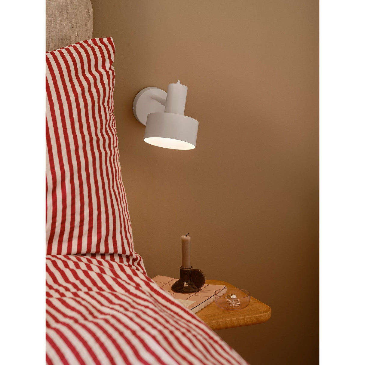 Matis Vägglampa Vit