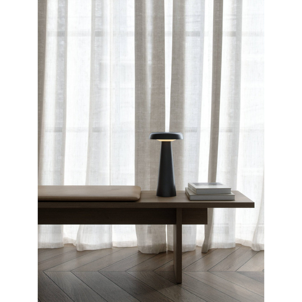 Uppladdningsbar Arcello Bordslampa Antracit