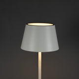 Pomezia USB Golvlampa Ute/Inne Vit