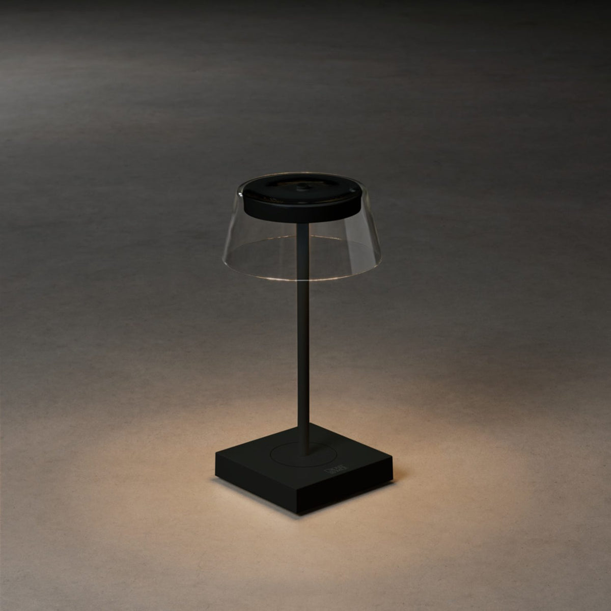 Scilla  USB Dimbar Bordslampa Ute Svart