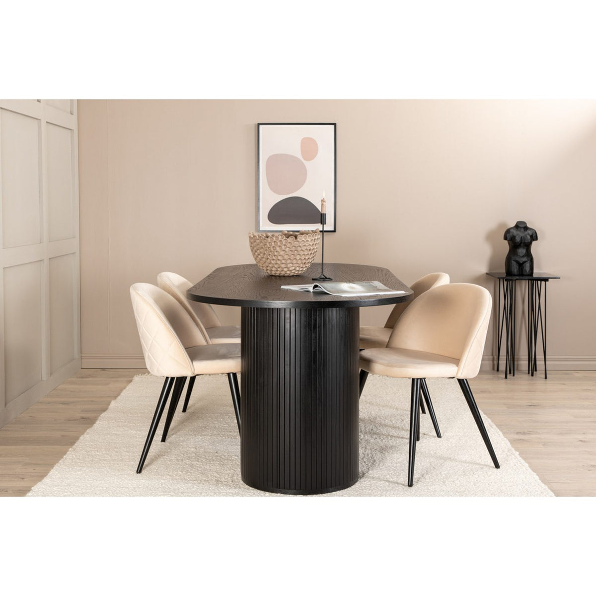 Bianca, Velvet Oval matgrupp