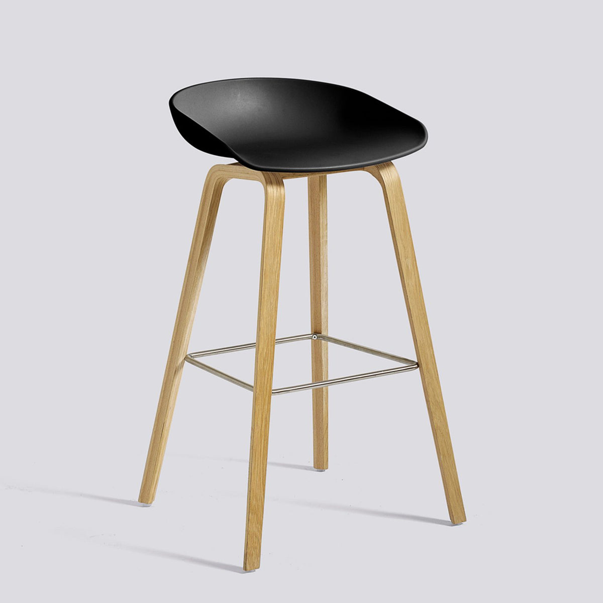 AAS 32 75 cm Barpall Black 2.0, ekfaner med vattenbaserad lack, Rostfritt stål
