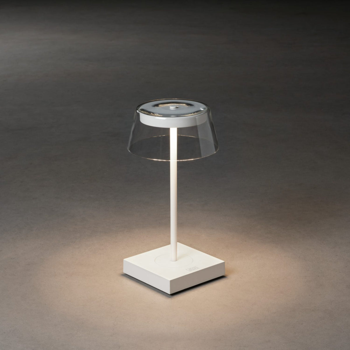 Scilla  USB Dimbar Bordslampa Ute Vit