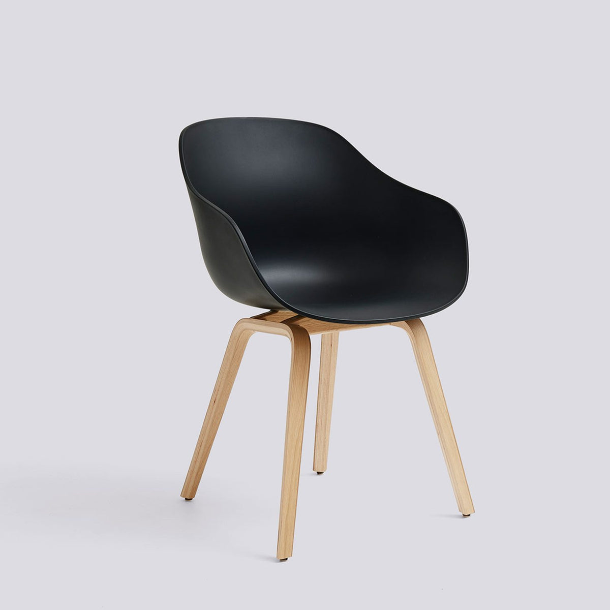 AAC 222 Stol Black 2.0, ekfaner med vattenbaserad lack