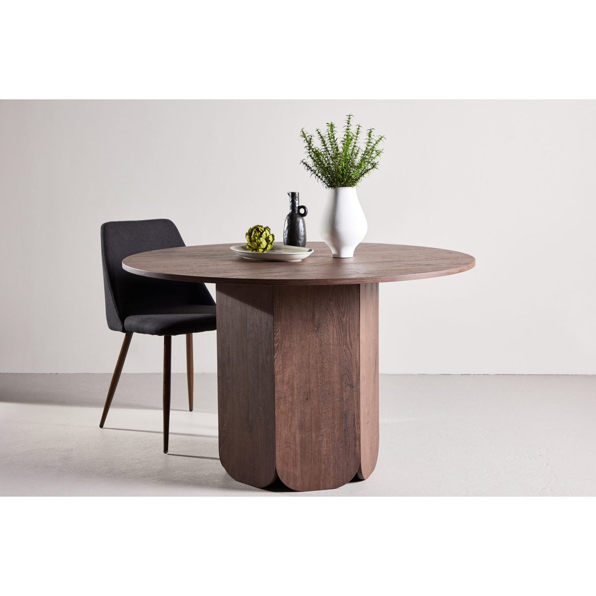 Tekla Runt matbord Mocca