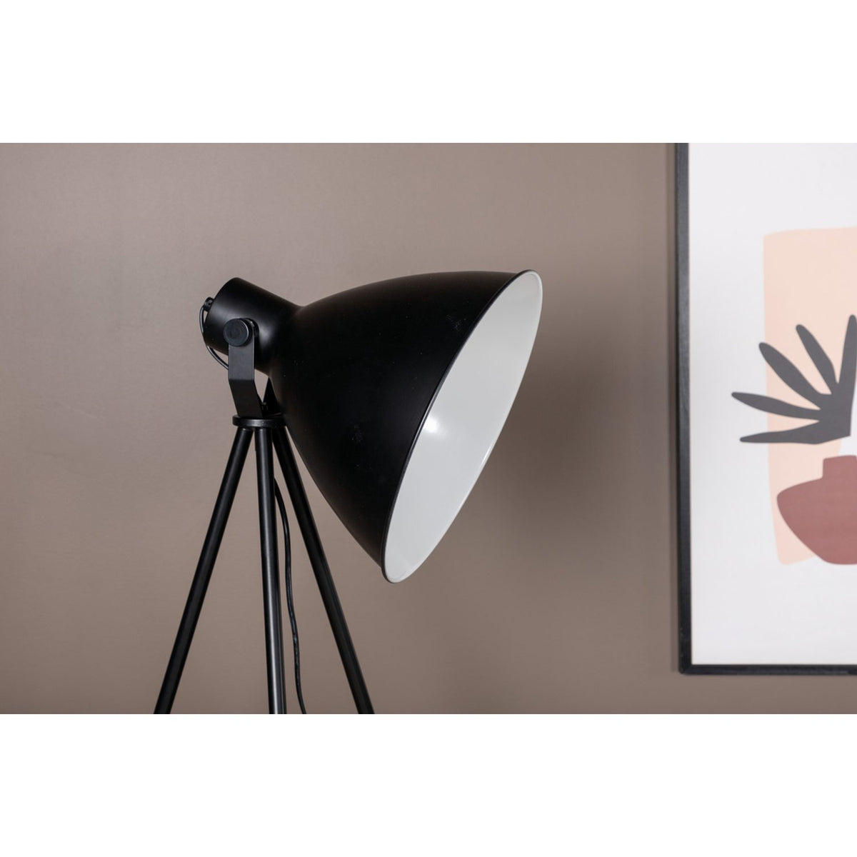 Tiv Golvlampa Svart